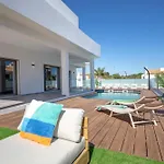 Villa Crystal Bay