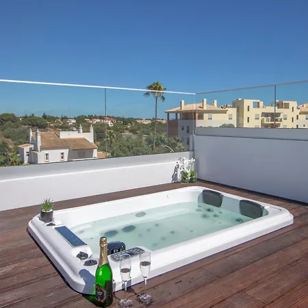 Crystal Bay Vila