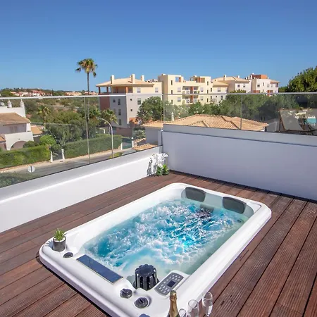 Crystal Bay Vila *