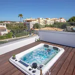 Crystal Bay Villa *